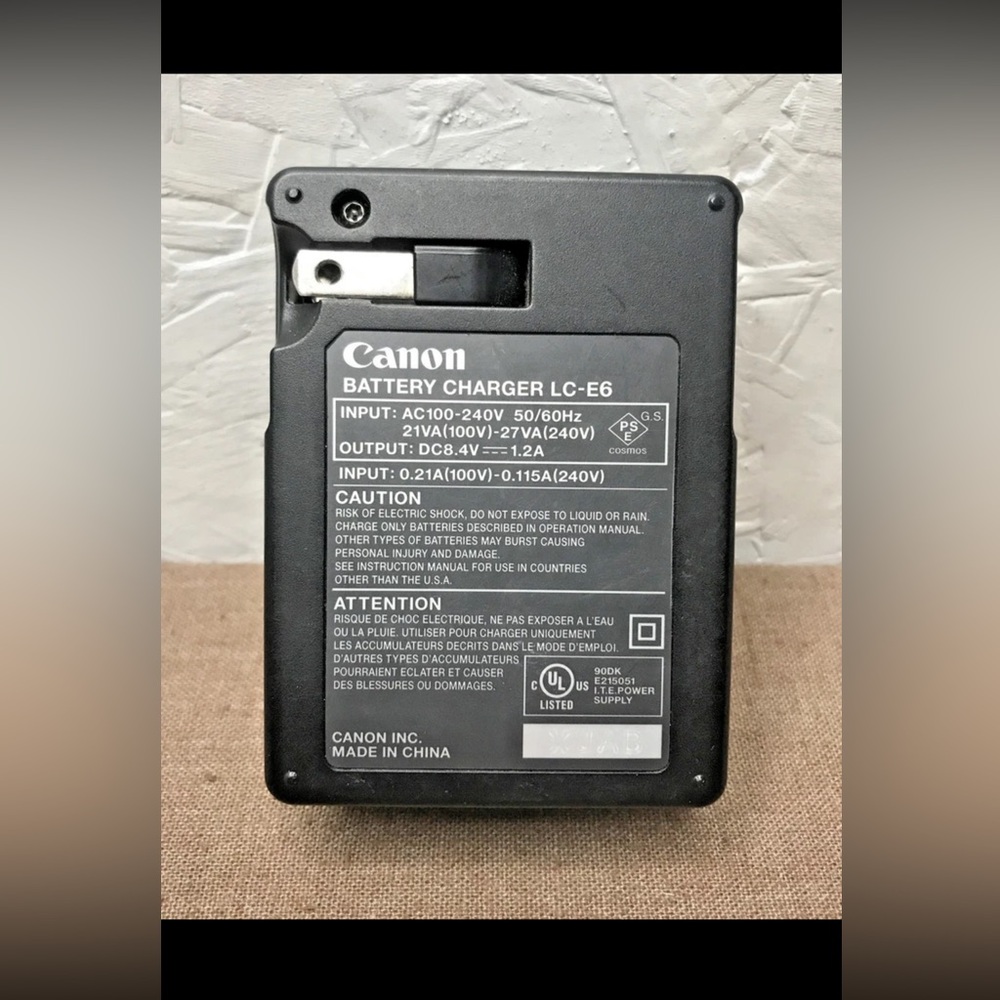 Genuine OEM Canon LC-E6 Battery Charger Tested & Working